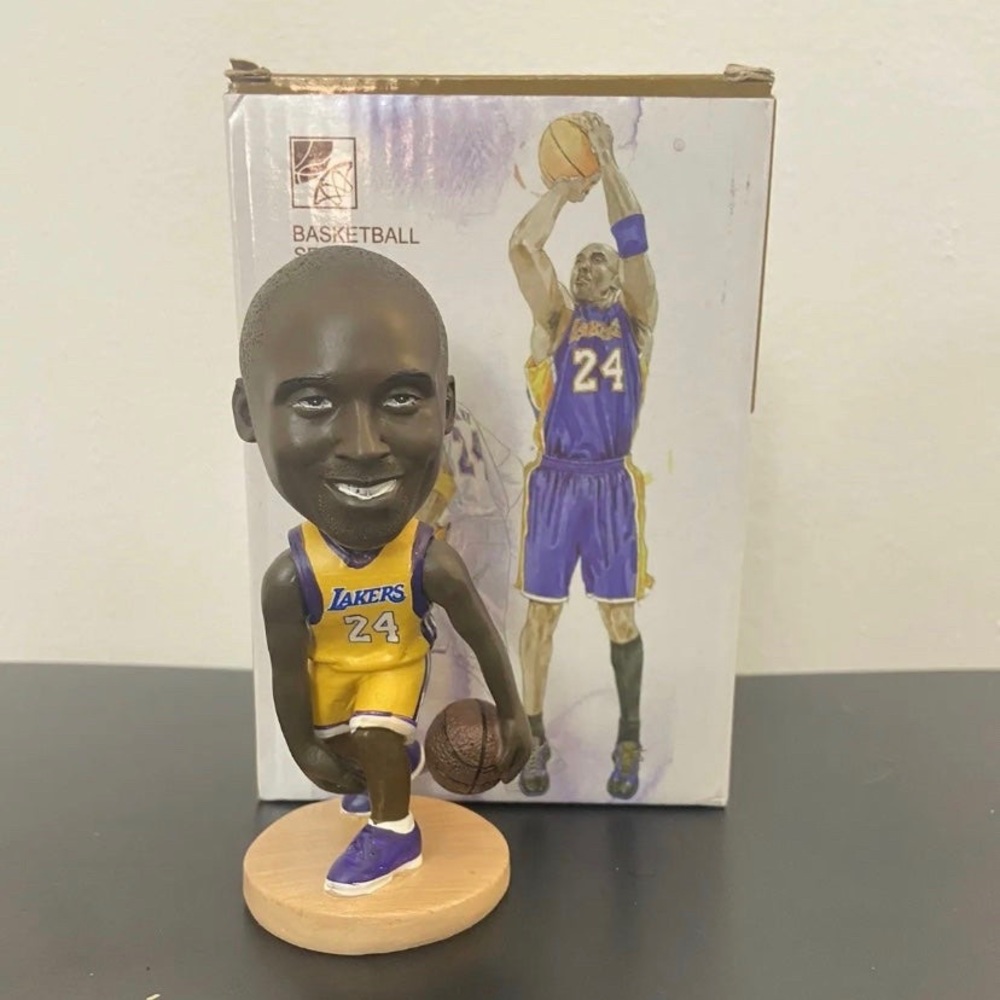 Kobe Bryant Los Angeles Lakers Bobblehead - New In Box